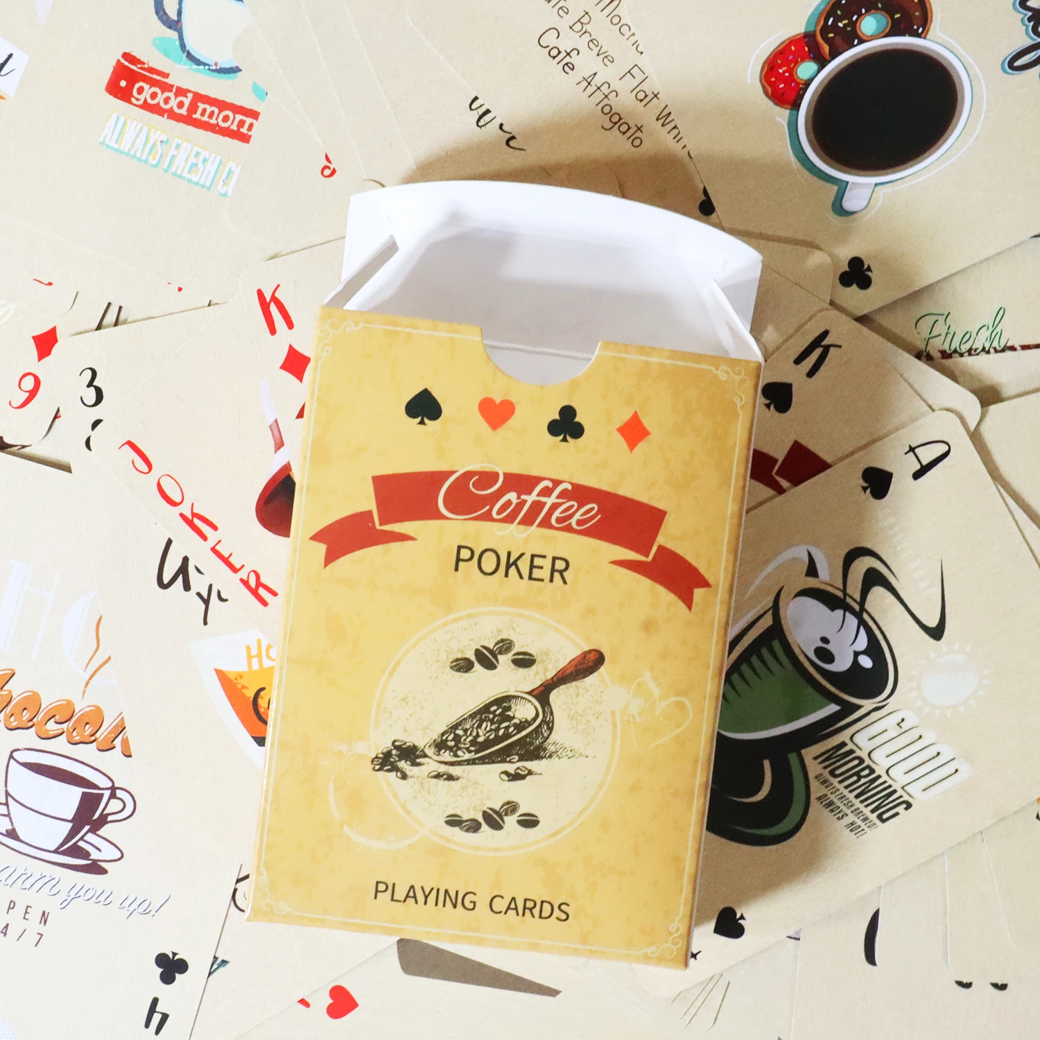 Coffee Paper Playing Cards Vin - Book Party Games 评论和价格