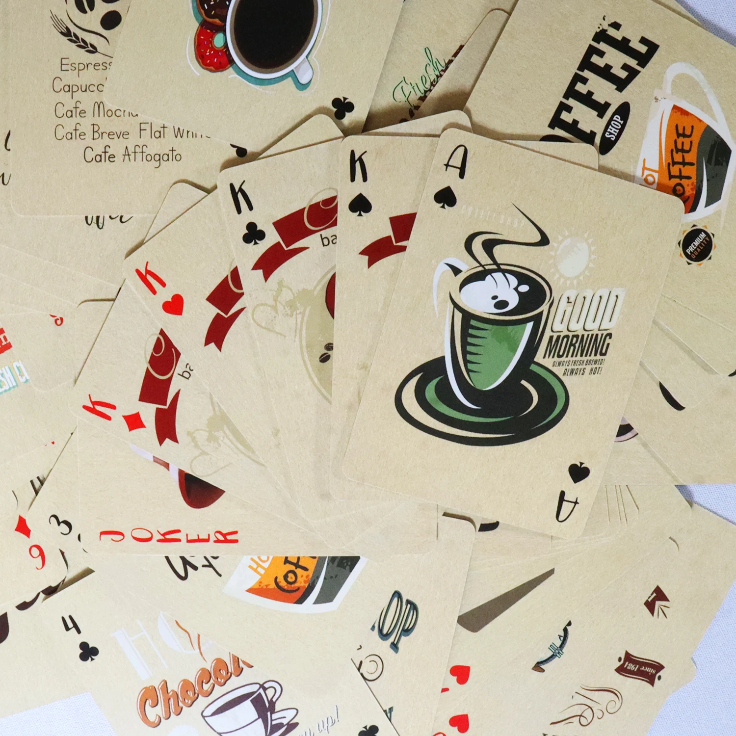 Coffee Paper Playing Cards Vin - Book Party Games 评论和价格